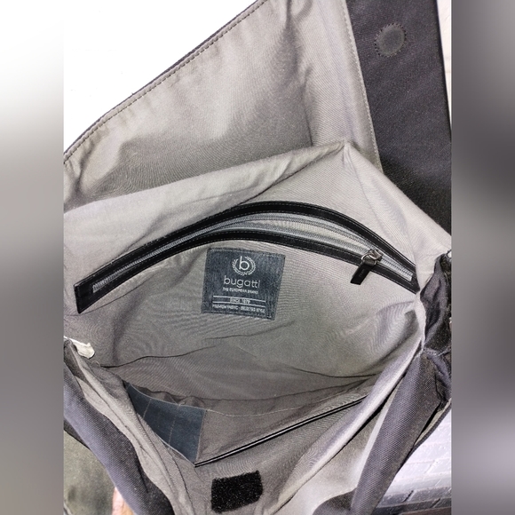 Bugatti Nylon Crossbody Messenger Bag with Adjustable Straps - Picture 7 of 8